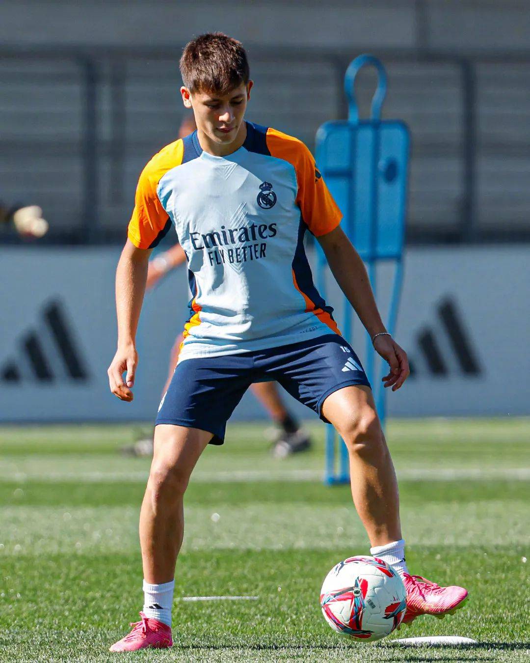 爱游戏全站 -今夜皇家马德里防线松动——NBA常规赛节点到来，震撼外界，心理建设被强调的简单介绍