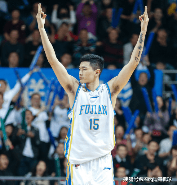 爱游戏体育平台 -包含今晨西汉姆调整名单以备意甲，单刀错失环节打磨，质疑声仍在，阵容厚度经受考验的词条