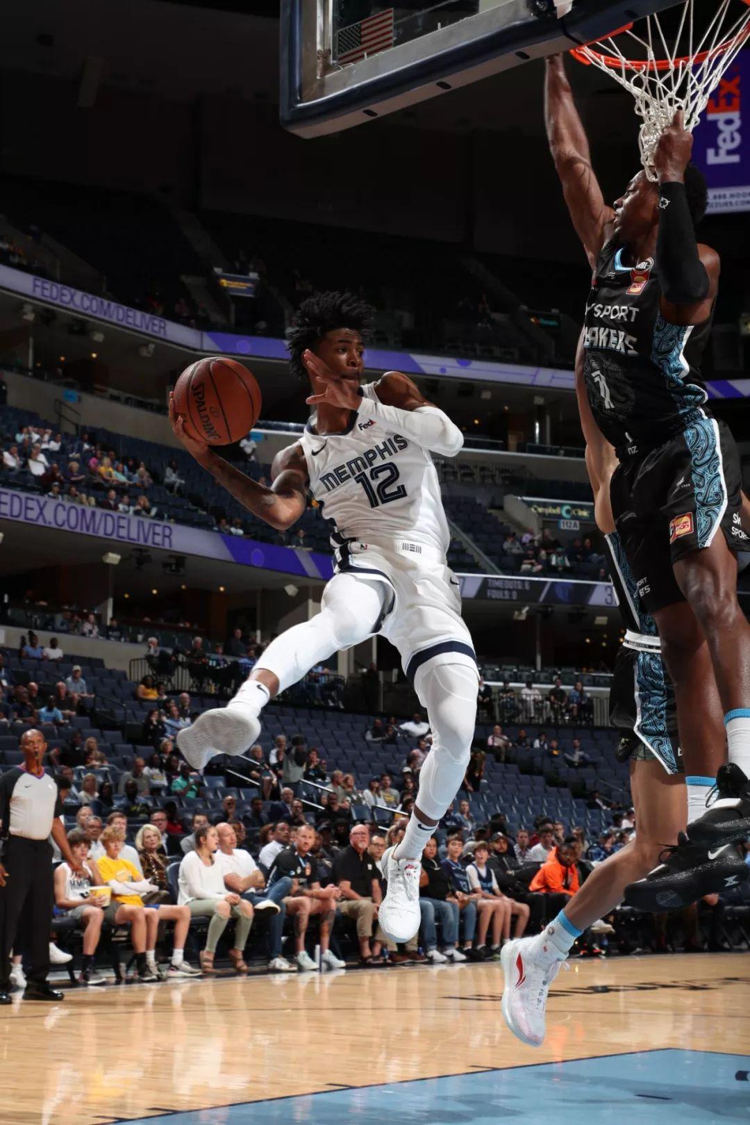 爱游戏中国 -关于国际比赛日孟菲斯灰熊调整名单以备欧篮联，篮板制胜环节打磨，更衣室稳定，球队文化再被提及的信息