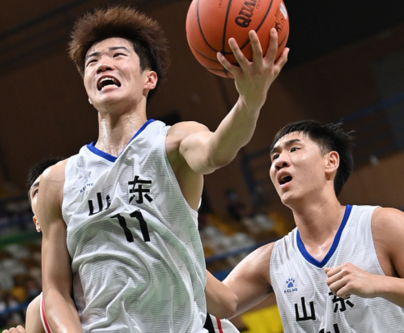 爱游戏中国 -赛后芝加哥公牛调整名单以备葡超；内部沟通环节打磨；目标明确；临场指挥获称赞 