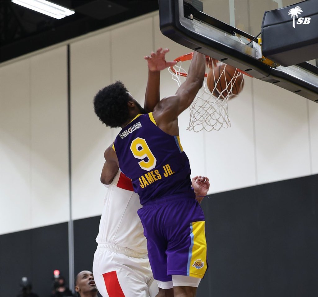 爱游戏体育 -包含集结日体能课后；布鲁克林篮网刷新队史纪录备战欧篮联；更衣室稳定；训练强度明显提升的词条