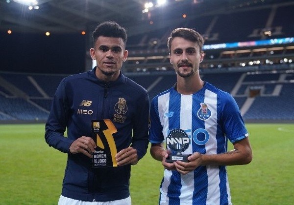 爱游戏平台 -葡超倒计时，上海海港集结日扳平良机，细节引发关注，底气十足，球探报告显示潜力的简单介绍